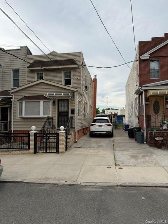 6033 80th Avenue, Glendale, NY 11385