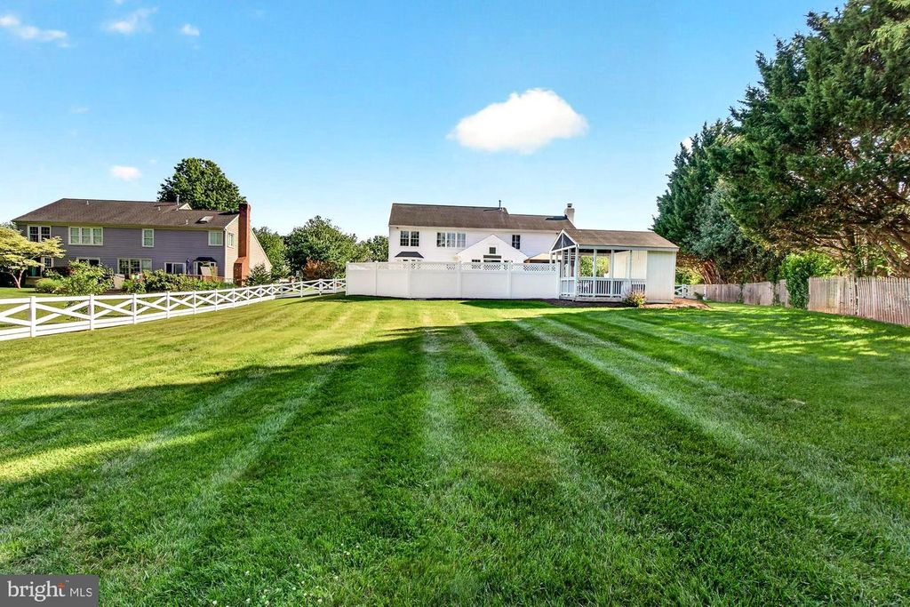 Image 20 of property listing at 19629 SELBY AVE, Poolesville, MD 20837