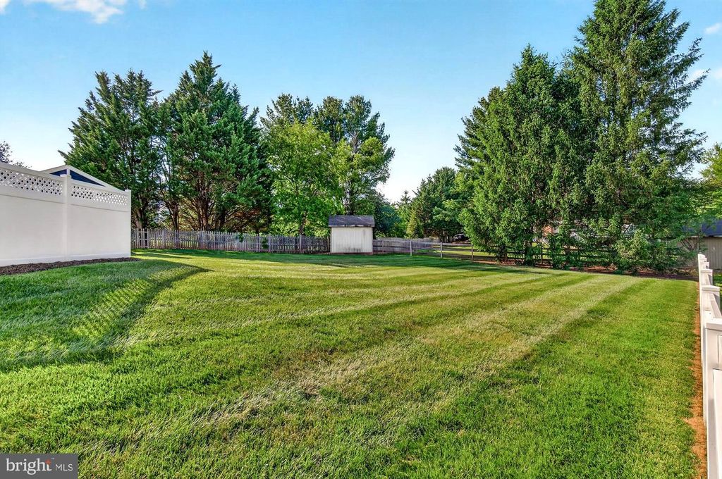 Image 22 of property listing at 19629 SELBY AVE, Poolesville, MD 20837