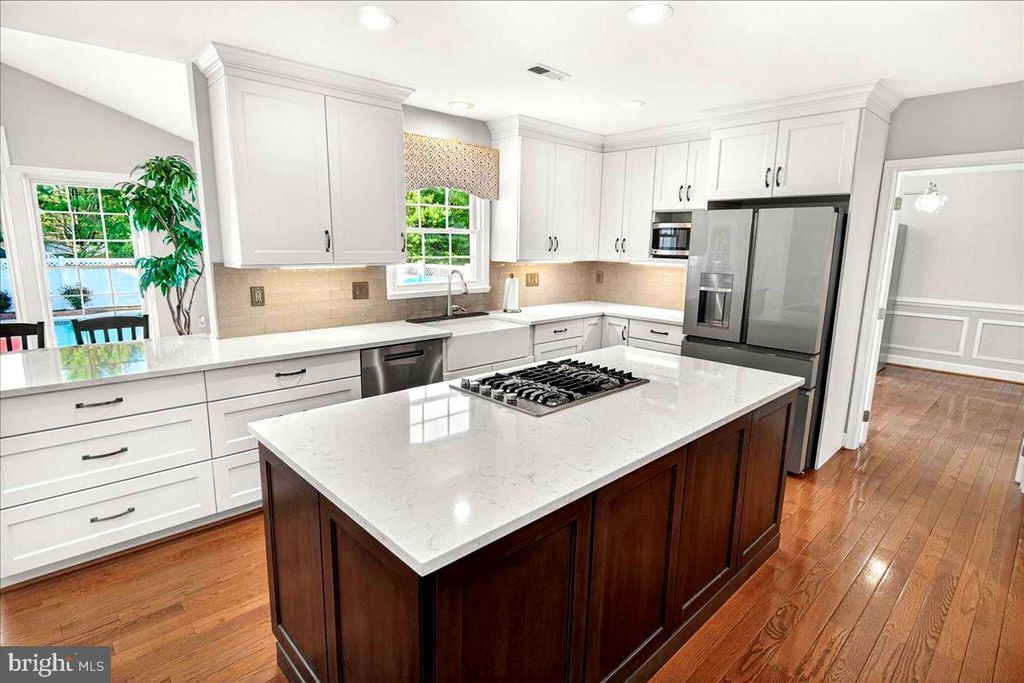 Image 35 of property listing at 19629 SELBY AVE, Poolesville, MD 20837