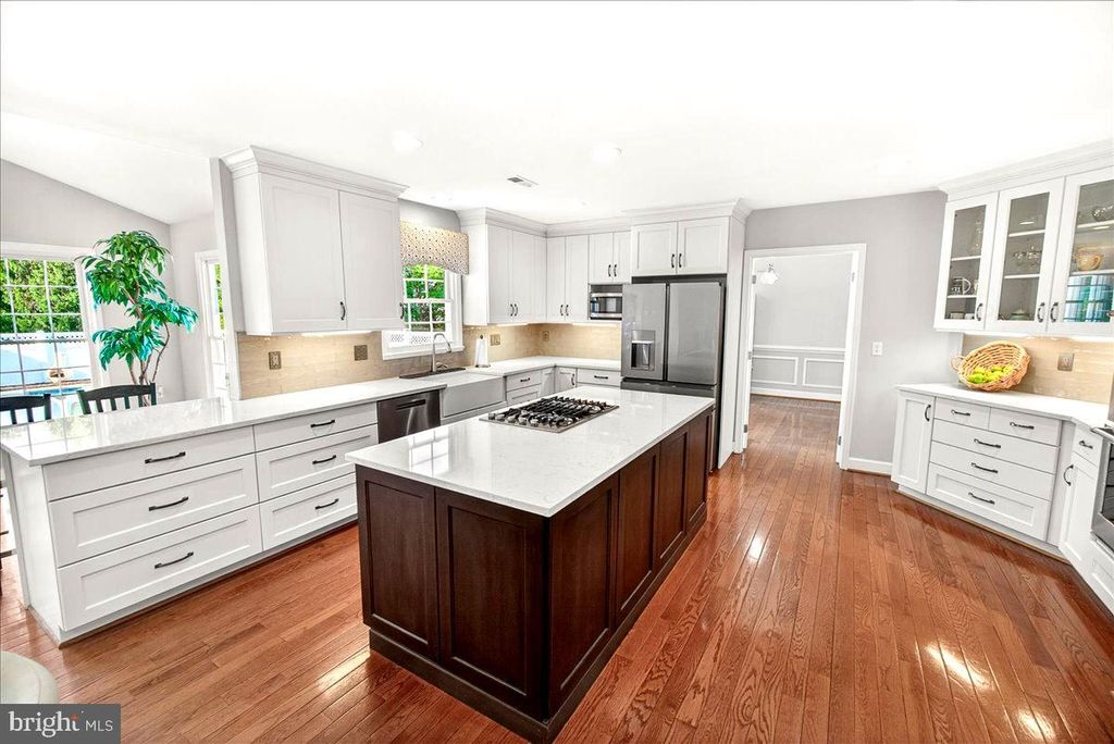 Image 37 of property listing at 19629 SELBY AVE, Poolesville, MD 20837