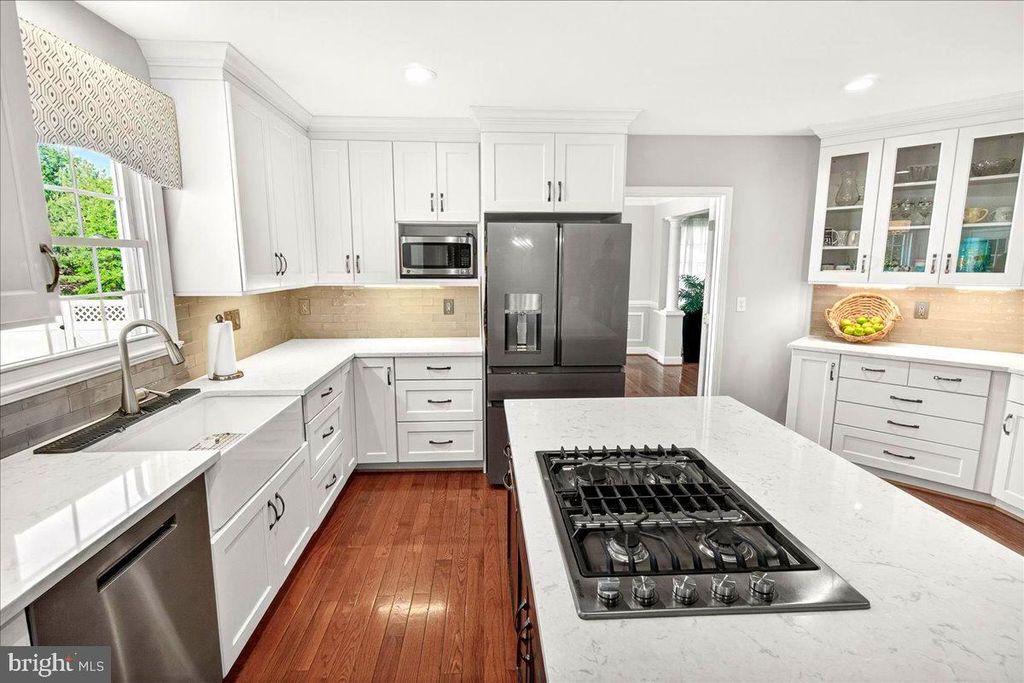 Image 38 of property listing at 19629 SELBY AVE, Poolesville, MD 20837