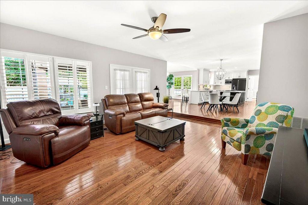 Image 43 of property listing at 19629 SELBY AVE, Poolesville, MD 20837