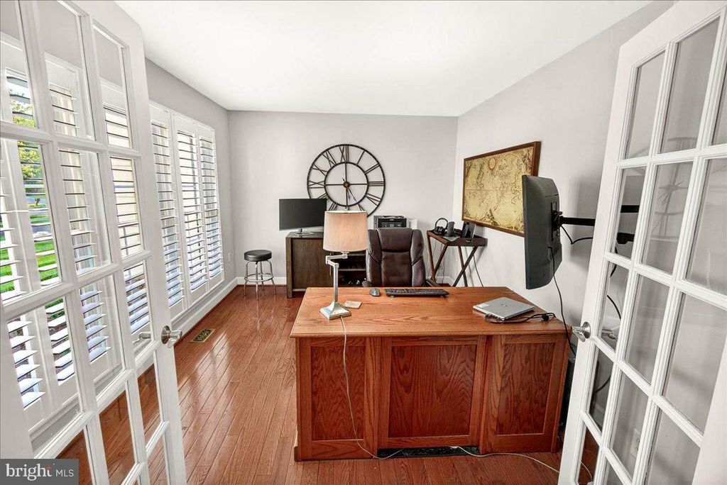 Image 56 of property listing at 19629 SELBY AVE, Poolesville, MD 20837