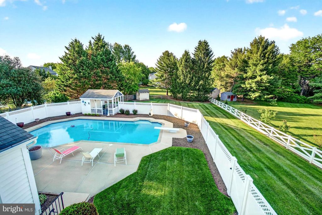 Image 6 of property listing at 19629 SELBY AVE, Poolesville, MD 20837