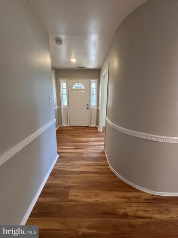26 NEWPORT LN, Willingboro, NJ 08046