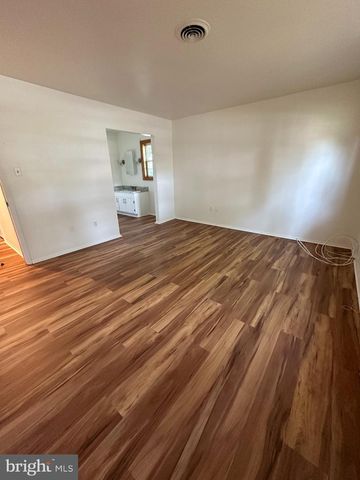 26 NEWPORT LN, Willingboro, NJ 08046