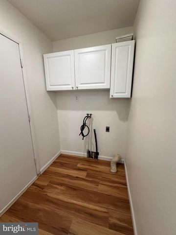 26 NEWPORT LN, Willingboro, NJ 08046
