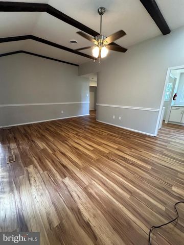 26 NEWPORT LN, Willingboro, NJ 08046