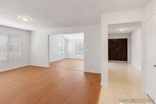 10359 Londonderry Ave, San Diego, CA 92126