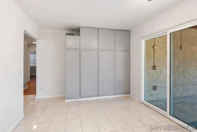 10359 Londonderry Ave, San Diego, CA 92126