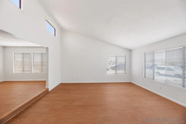 10359 Londonderry Ave, San Diego, CA 92126