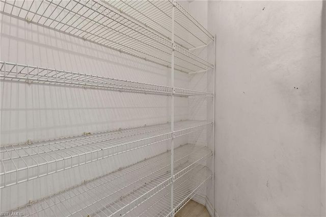 657 109th AVE N, Naples, FL 34108