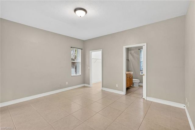 657 109th AVE N, Naples, FL 34108