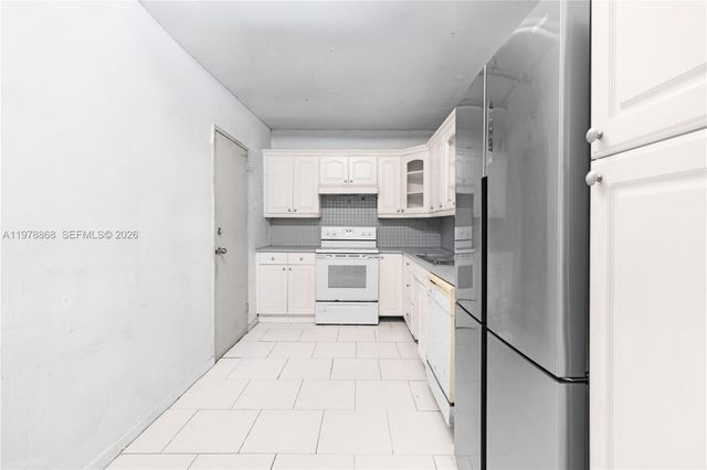 10185 Collins Ave 410, Bal Harbour, FL 33154