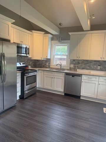 25 Chester, Worcester, MA 01605