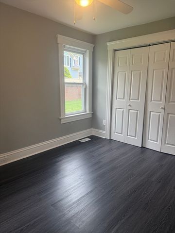 25 Chester, Worcester, MA 01605