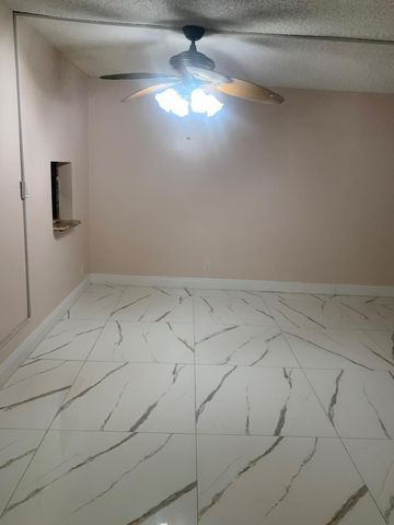 4821 NW 22nd Court NW 100, Lauderhill, FL 33313