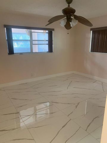 4821 NW 22nd Court NW 100, Lauderhill, FL 33313