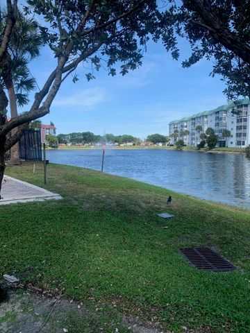 4821 NW 22nd Court NW 100, Lauderhill, FL 33313
