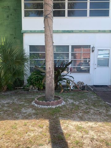 4821 NW 22nd Court NW 100, Lauderhill, FL 33313