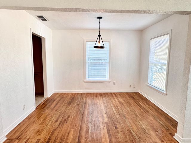 4236 Voncille Street, Haltom City, TX 76117