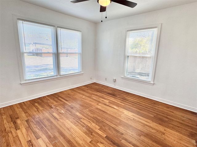 4236 Voncille Street, Haltom City, TX 76117