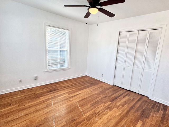 4236 Voncille Street, Haltom City, TX 76117