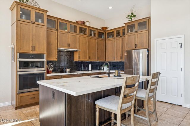 1403 W LEISURE Court, Phoenix, AZ 85086