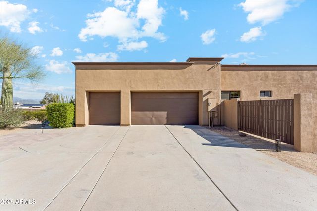 1403 W LEISURE Court, Phoenix, AZ 85086