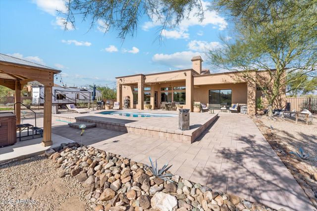 1403 W LEISURE Court, Phoenix, AZ 85086