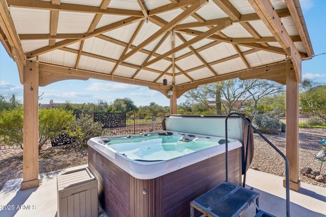 1403 W LEISURE Court, Phoenix, AZ 85086