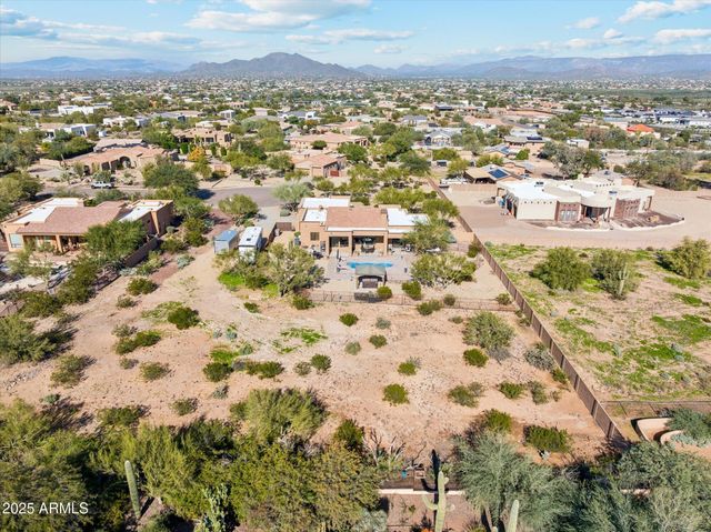 1403 W LEISURE Court, Phoenix, AZ 85086