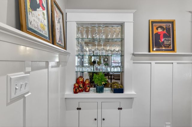 2152 34th St, Sacramento, CA 95817