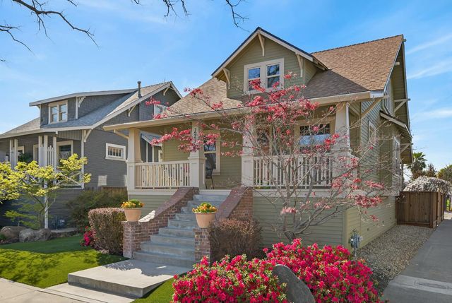 2152 34th St, Sacramento, CA 95817