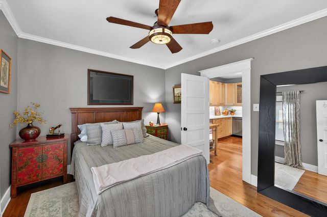 2152 34th St, Sacramento, CA 95817