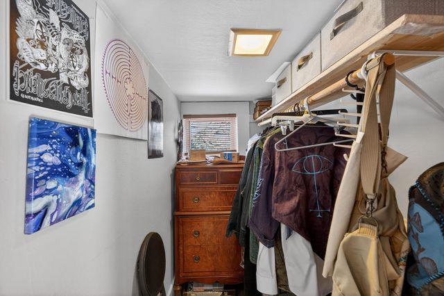 2152 34th St, Sacramento, CA 95817