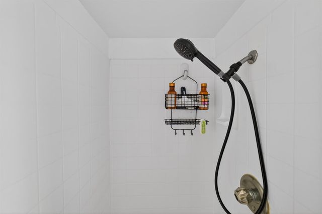 2152 34th St, Sacramento, CA 95817