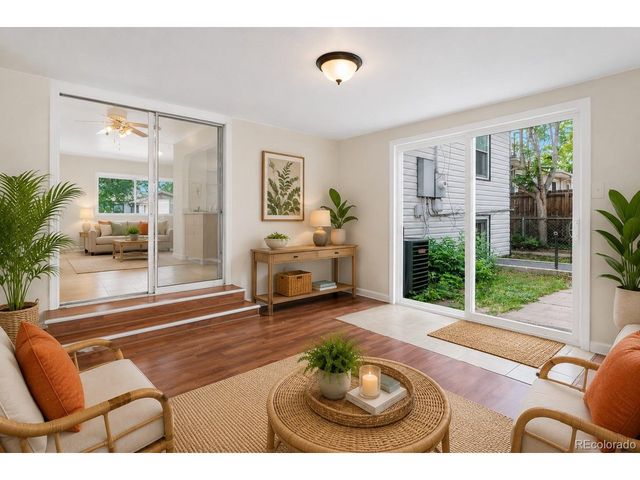 2348 Nome St, Aurora, CO 80010