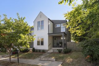 572 Stevenson St, Nashville, TN 37209