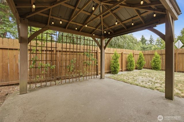 1416 Creekwood Court SE, Olympia, WA 98501