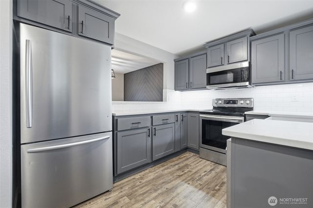 1416 Creekwood Court SE, Olympia, WA 98501