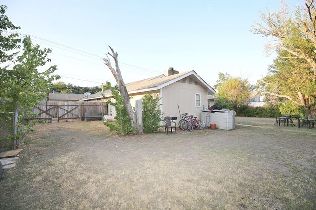 204 Deerfield Park DR, Cedar Park, TX 78613