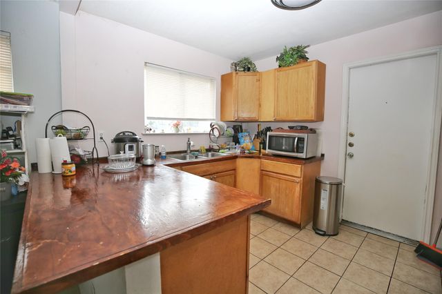 204 Deerfield Park DR, Cedar Park, TX 78613