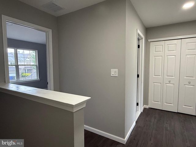 47 TATTERSALL DRIVE, Burlington, NJ 08016