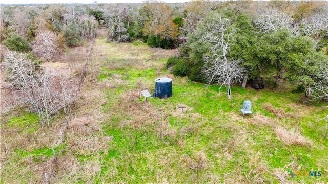 13822 County Road 394, El Campo, TX 77437