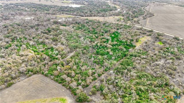 13822 County Road 394, El Campo, TX 77437