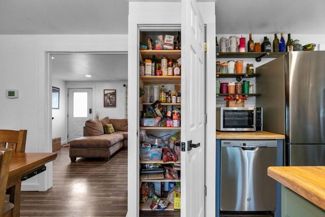 602 NORTH STREET, Waupaca, WI 54981