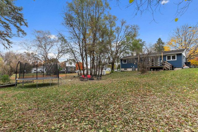 602 NORTH STREET, Waupaca, WI 54981