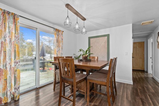 602 NORTH STREET, Waupaca, WI 54981